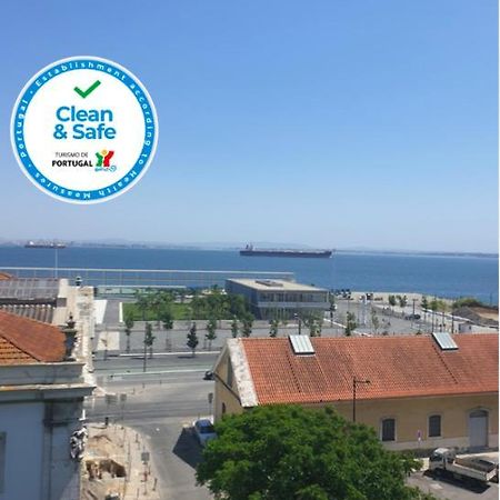 Alfama Apartments Services Lisbon Luaran gambar
